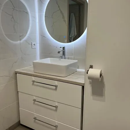Апартаменты Joli 3 Pieces Ensoleille Sur Les Hauteurs De