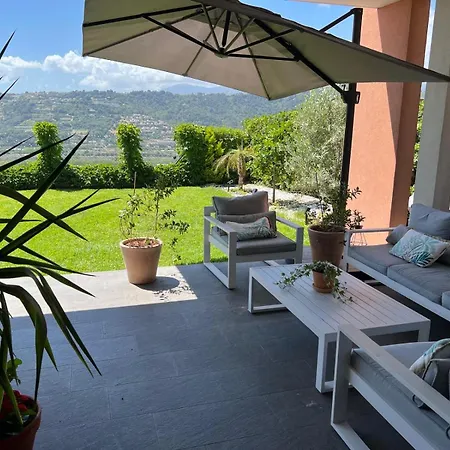 Joli 3 Pièces Ensoleillé Sur Les Hauteurs De *